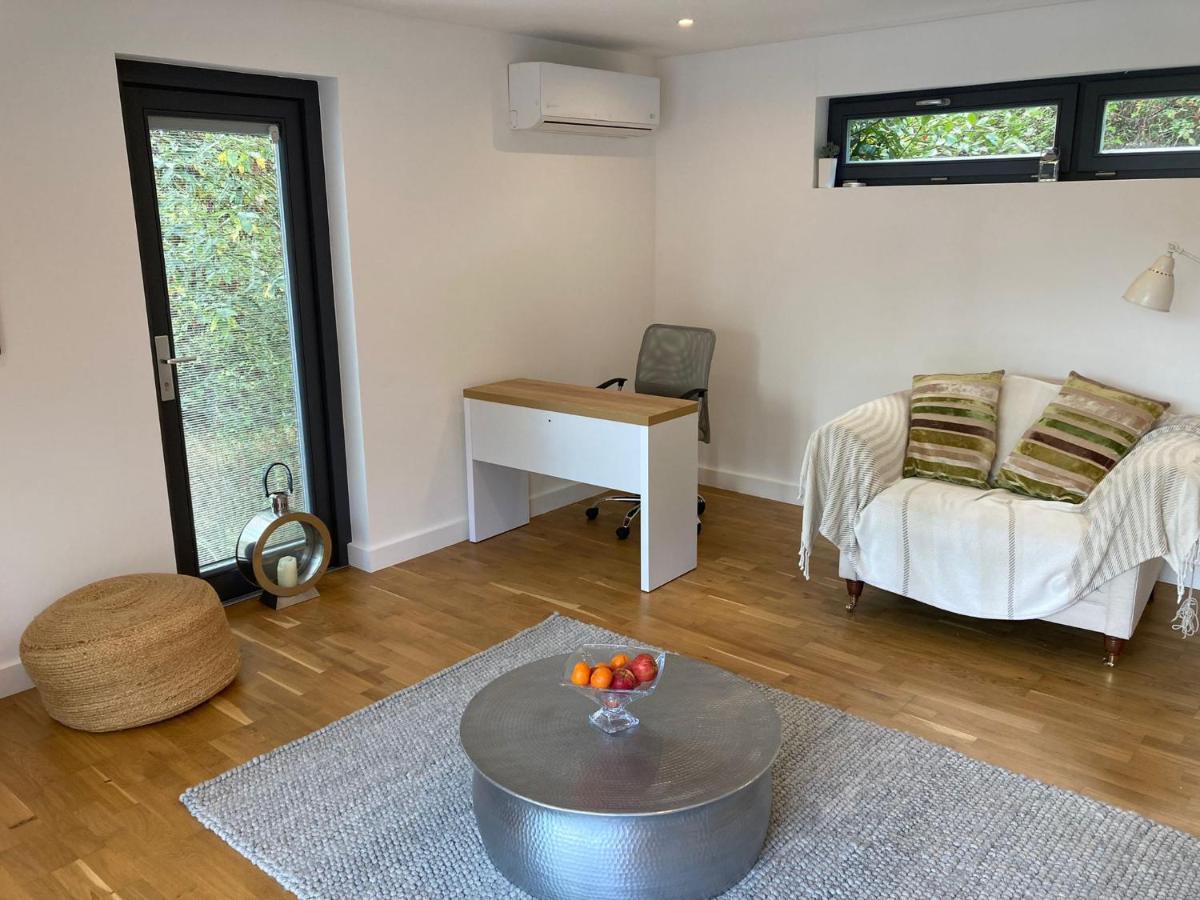 Independent Rural Detached Annexe With Free Private Parking Apartamento Canterbury Exterior foto