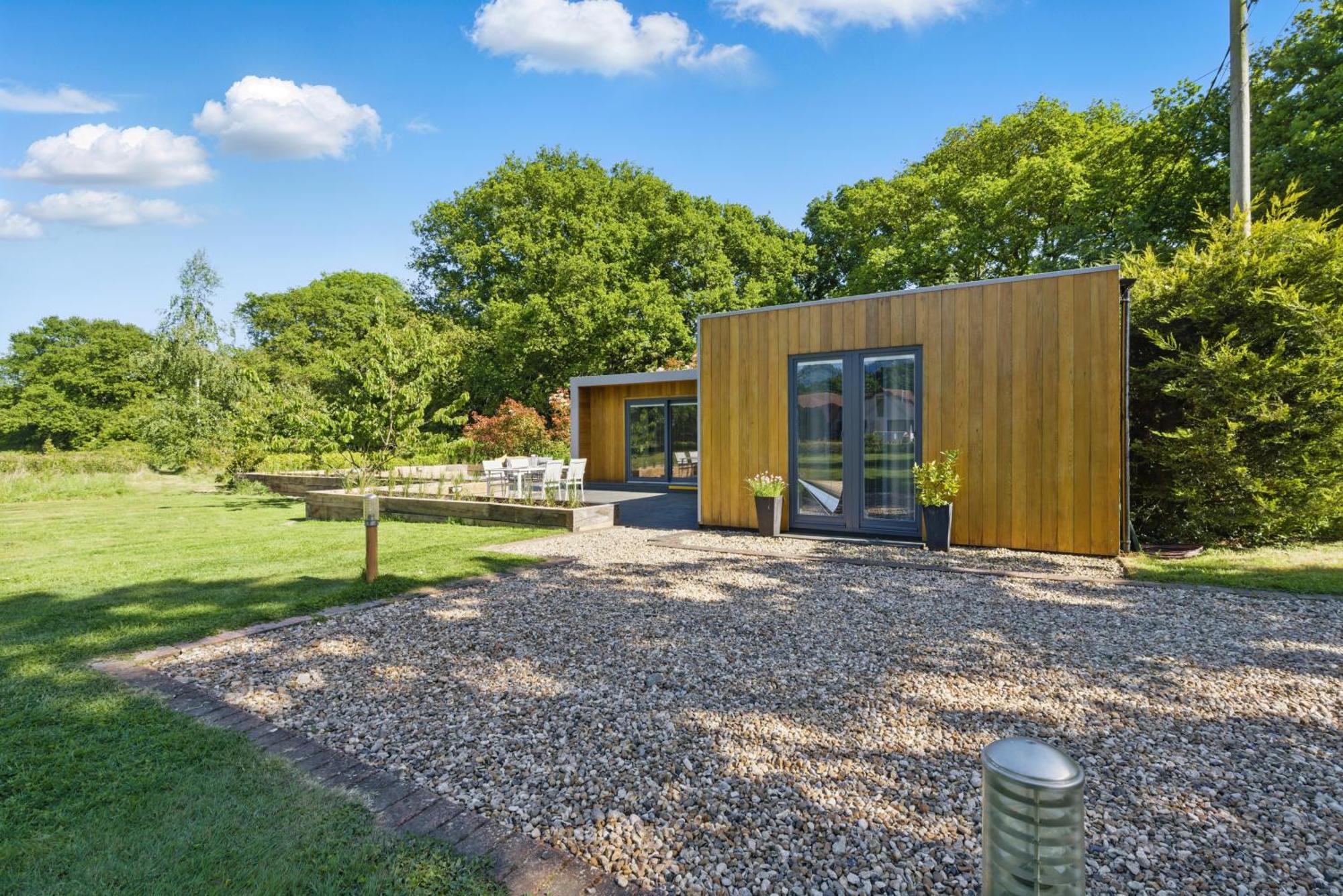 Independent Rural Detached Annexe With Free Private Parking Apartamento Canterbury Exterior foto